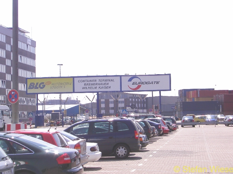 Bremerhaven (Einfahrt zum Containerhafen)
