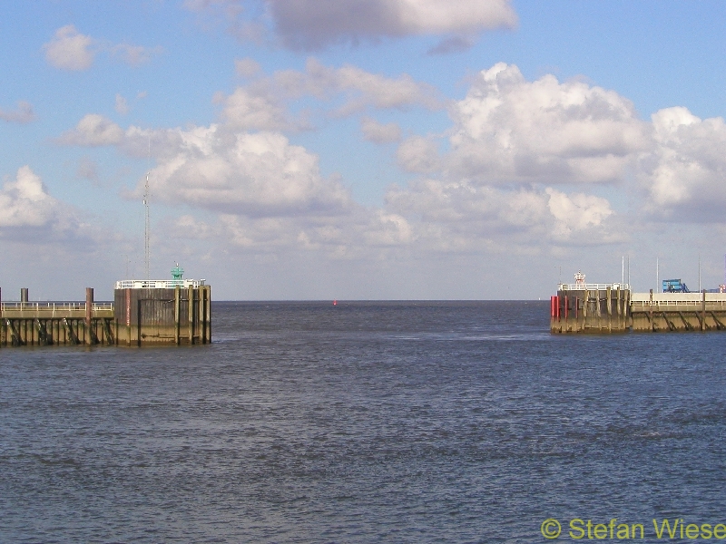 Cuxhaven (Hafenausfahrt)